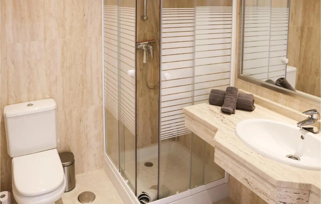 Gorgeous Apartment In Marbella With Wifi 스페인